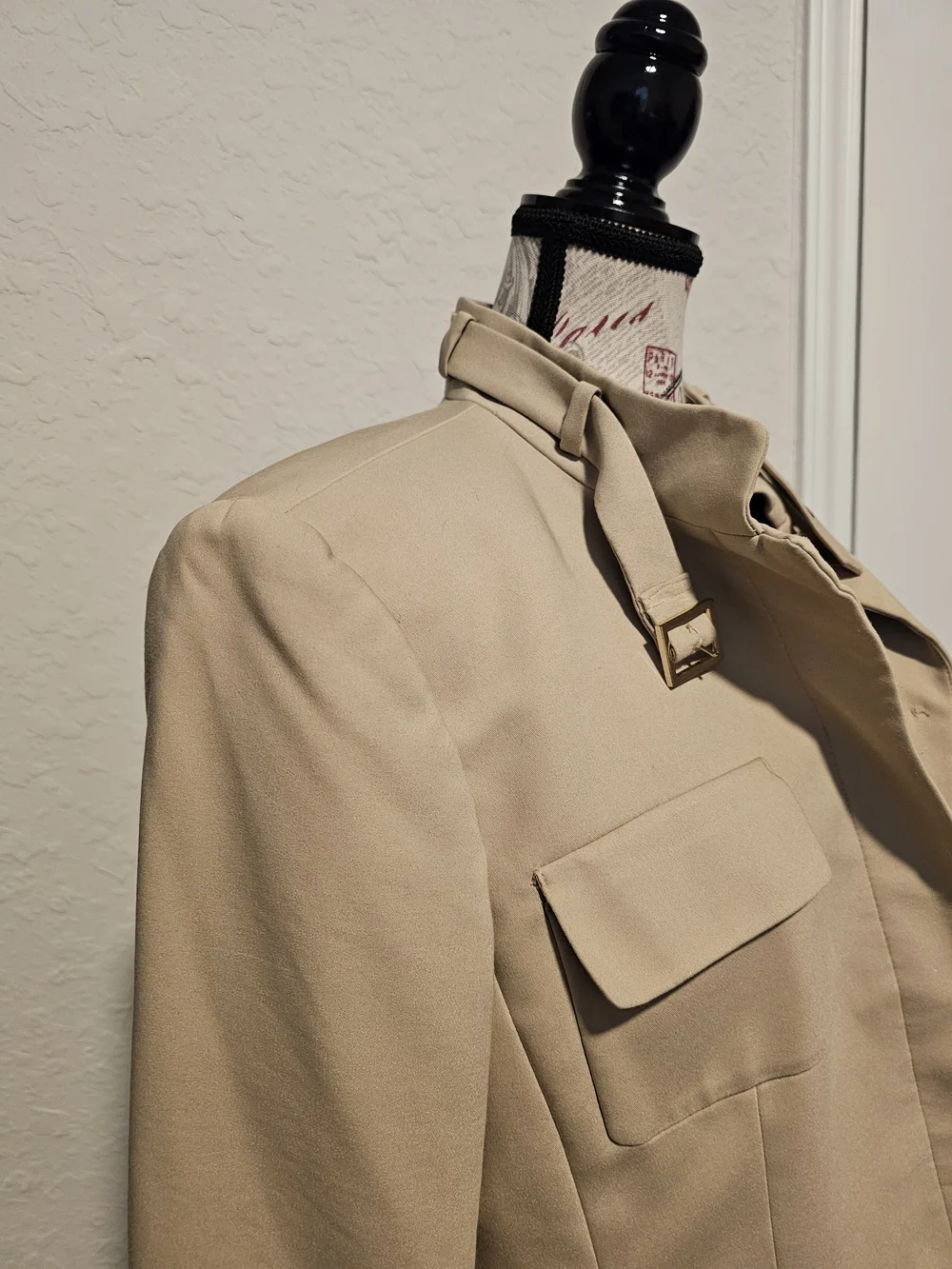 Ann Taylor Beige Women's Military-Style Blazer - Picture 4 of 9